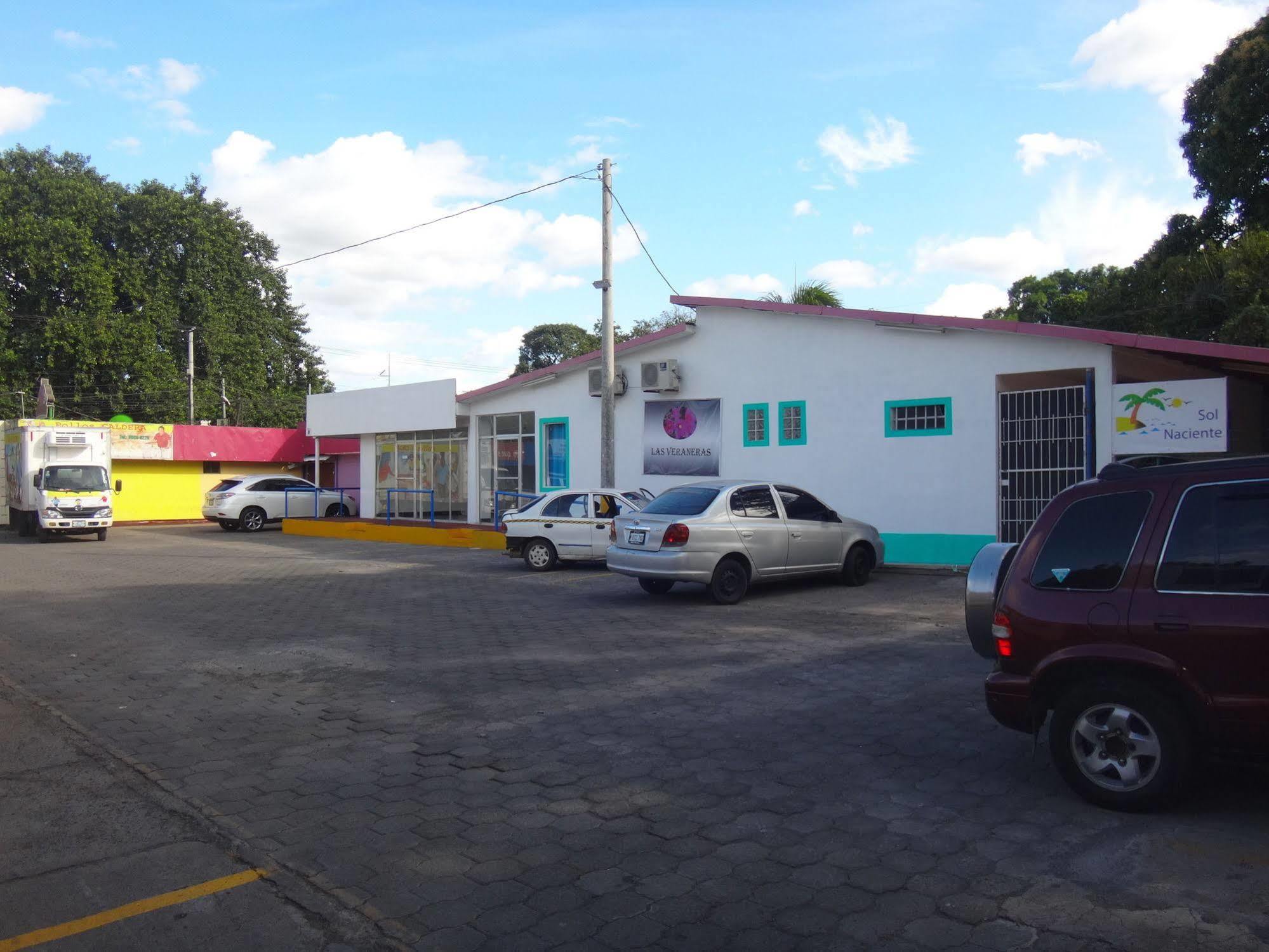 Hotel La Arboleda Managua Exterior photo