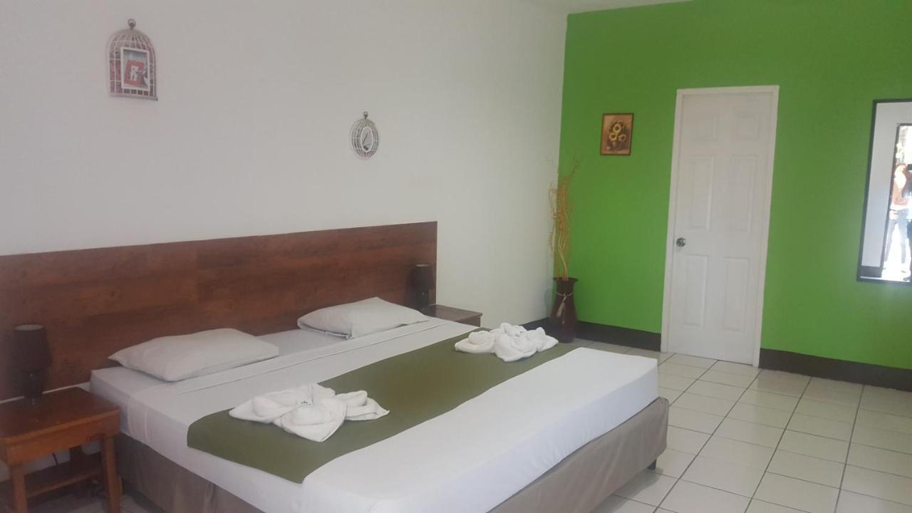 Hotel La Arboleda Managua Exterior photo